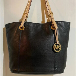 Michael kors Black leather satchel handbag